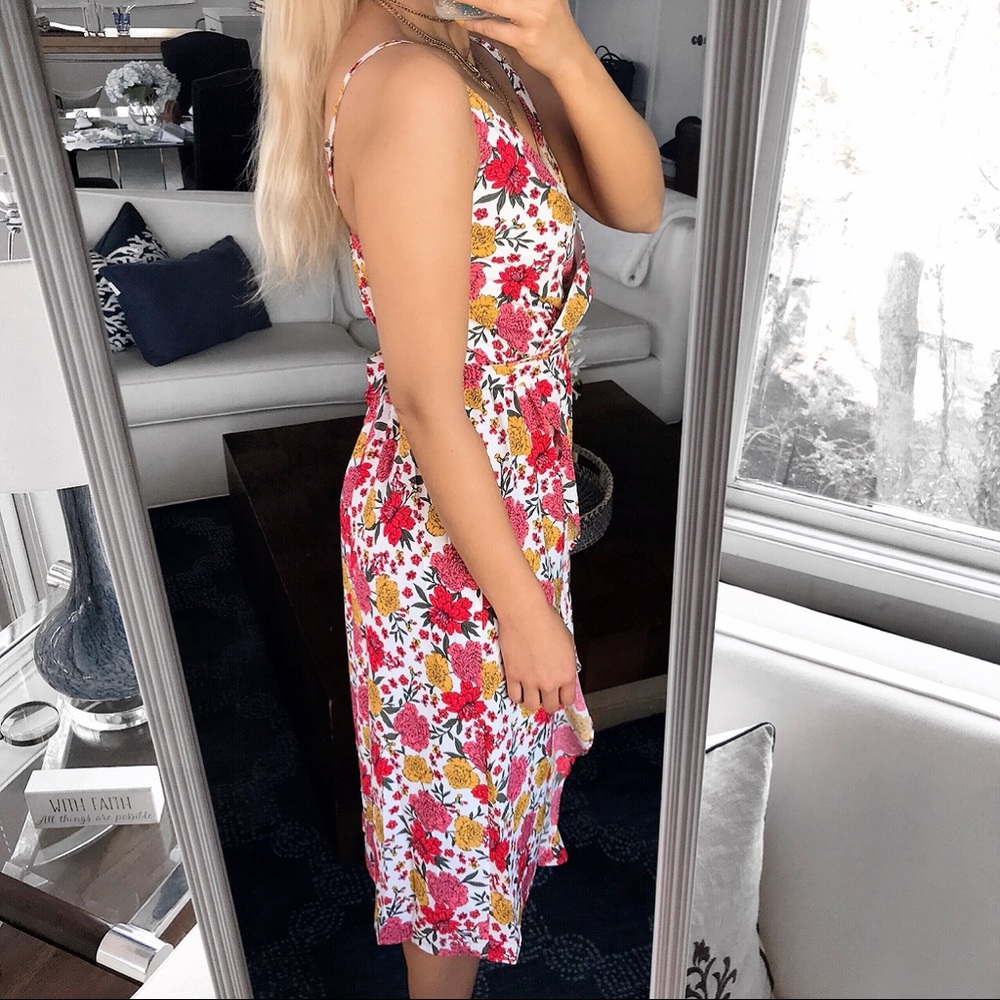 🌺 LOFT FLORAL RUFFLE FLOWY BELTED MIDI DRESS! - Picture 4 of 13